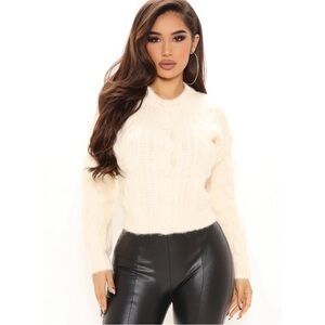 NEW! Fashionnova - Creamish Off White Knit Long Sleeve Buttoned Knit Sweater NWT